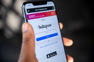 Read more about the article 5 Ways to Fix Instagram help us confirm you own this account